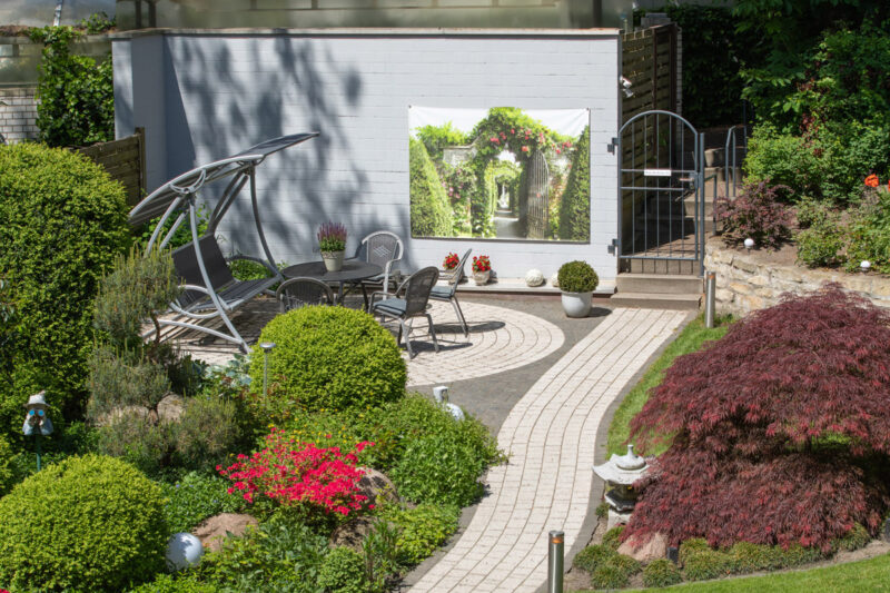 Blick auf den Garten der Parkvilla Steins und Gartenoase