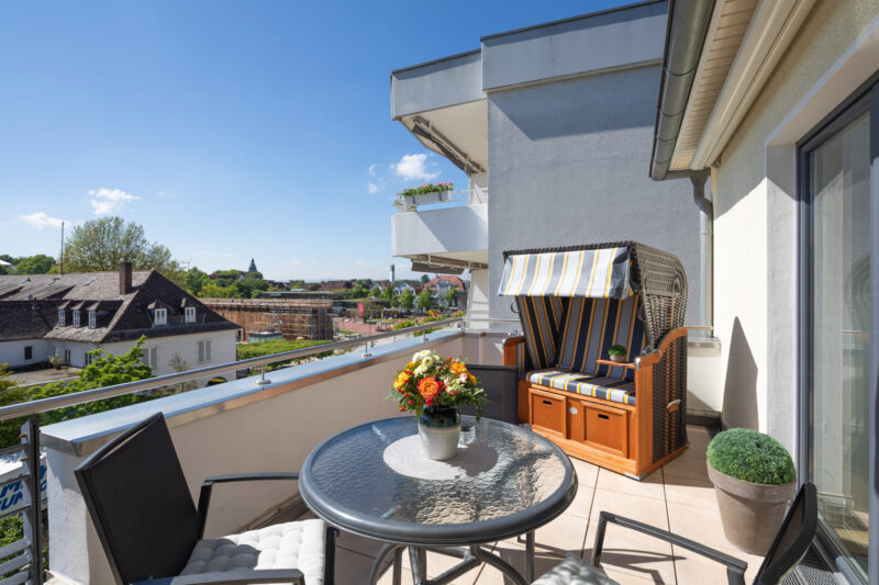 Balkon und Aussicht der Premium-Suite in der Parkvilla Steins